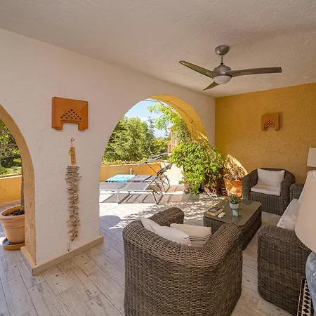 Apartment Luxurious In